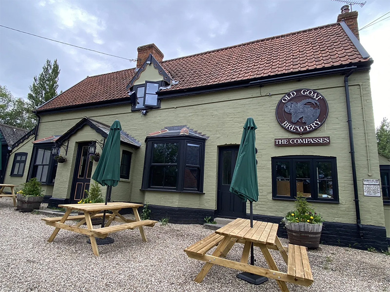 Compasses Old Goat Brewery at the Stansfield Compasse